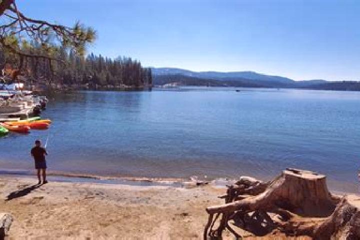 Aurora, 24 — Escort in Shaver Lake, United States