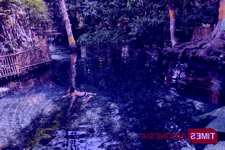 Aurora, 24 — Escort in Umbulan, Indonesia
