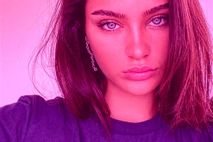 Aurora, 25, a brunette blue-eyed mixed companion based in Broeksterwald. Offering Deep French Kissing, Fetish, 69. Available for incall and outcall, overnigh...