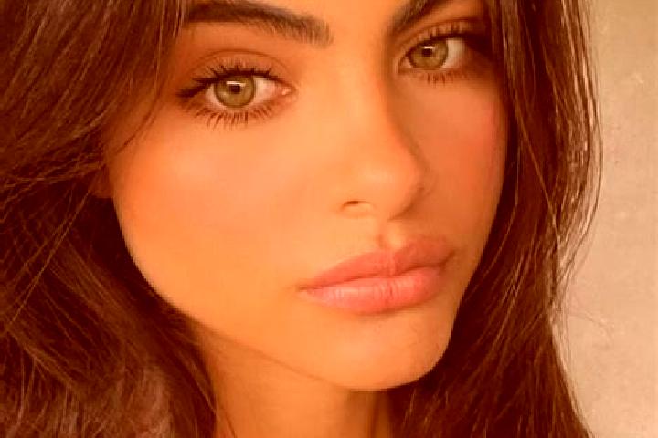 Aurora, 25, a brunette green-eyed middle eastern companion based in Tailandia. Offering Duos, Tantra, Massage. Available for incall and outcall, day and even...