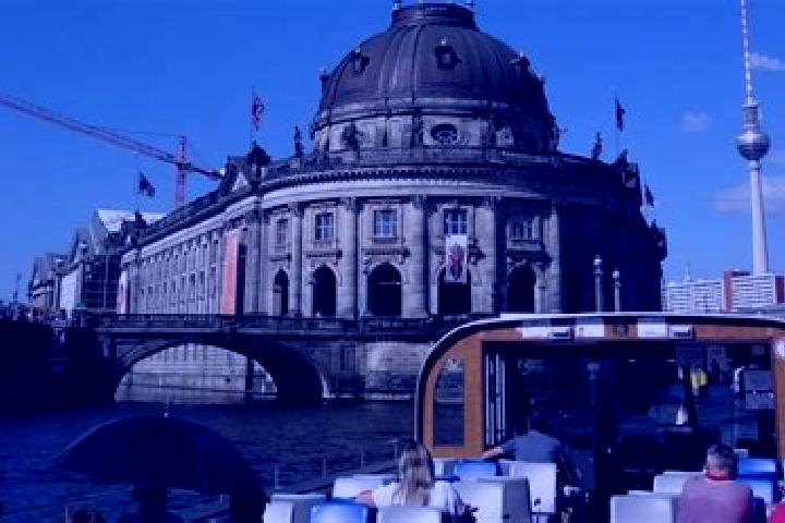 Aurora, 25 — Escort in Berlin, United States