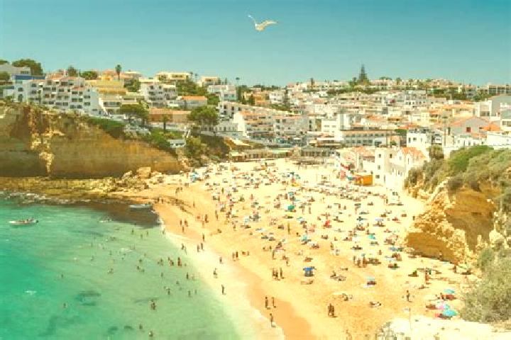 Aurora, 25 — Escort in Carvoeiro, Portugal