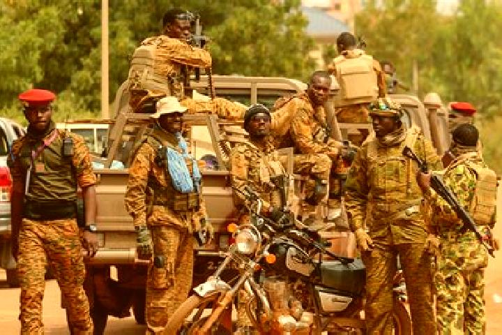 Aurora, 25 — Escort in Nioko I, Burkina Faso