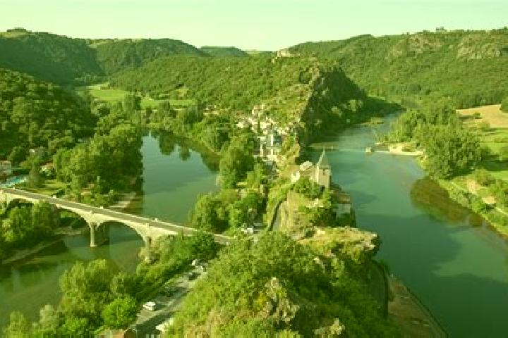 Aurora, 25 — Escort in Riviere-sur-Tarn, France