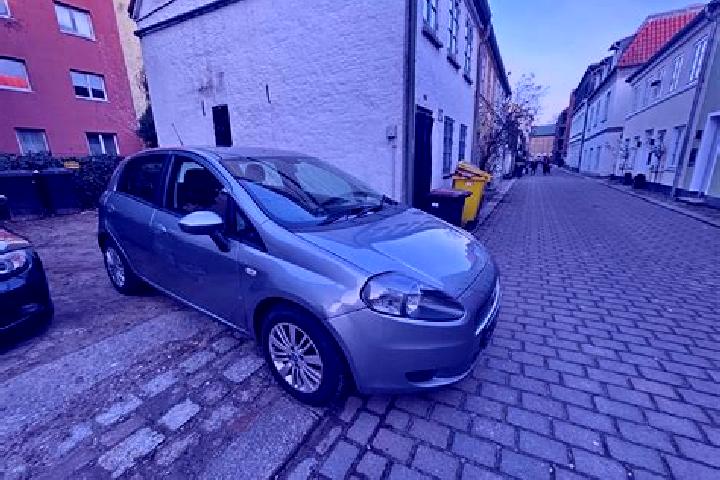 Aurora, 25 — Escort in Schlichting, Germany