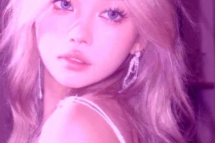 Aurora, 26, a blonde grey-eyed asian companion based in Marmari. Offering Tantra, 69, A-Level. Available for incall and outcall, overnight bookings available.