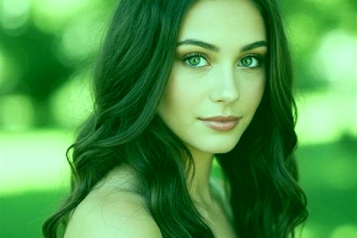 Aurora, 26, a brunette hazel-eyed caucasian companion based in Djeleboue. Offering Girlfriend Experience, Massage, Deep French Kissing, BDSM. Available for i...
