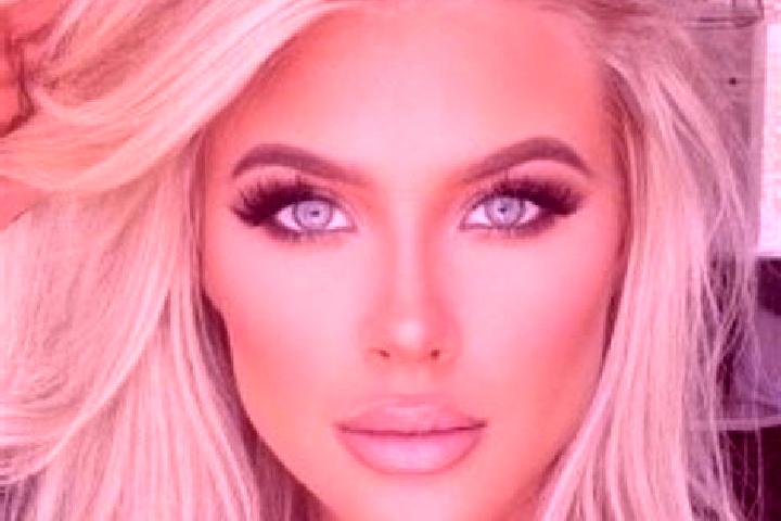 Aurora, 26, a platinum blonde amber-eyed mixed companion based in Kentri. Offering OWO, Deep French Kissing, Massage. Available for incall and outcall, day a...