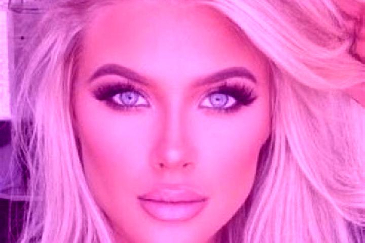 Aurora, 26, a platinum blonde hazel-eyed ebony companion based in Eulenberg. Offering Couples, Duos, Massage, Striptease, Domination. Available for incall an...