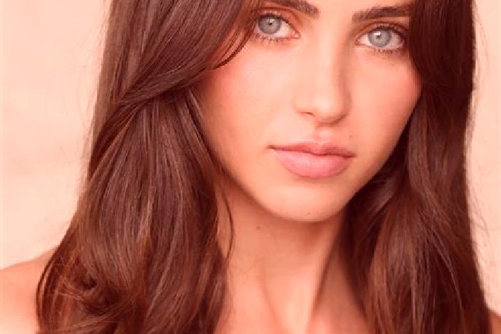 Aurora, 26, a red brown-eyed latina companion based in Hiju, Maco. Offering Overnight, Couples, Striptease. Available for incall and outcall, day and evening...