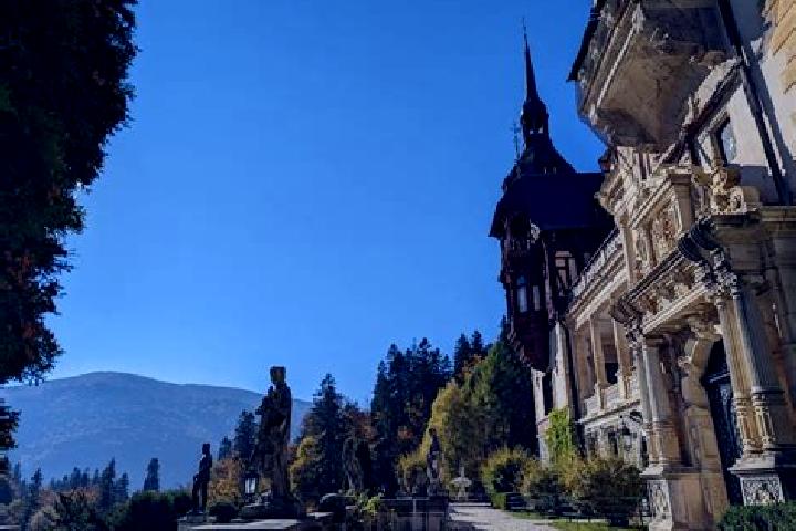 Aurora, 26 — Escort in Cunesti, Romania