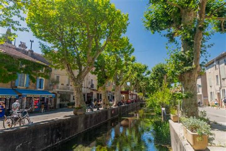 Aurora, 26 — Escort in Goudargues, France