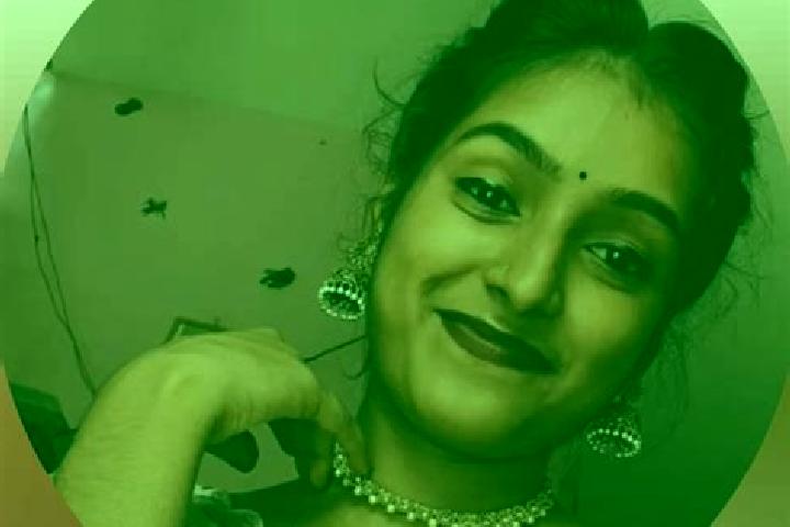 Aurora, 26 — Escort in Kurumathur, India