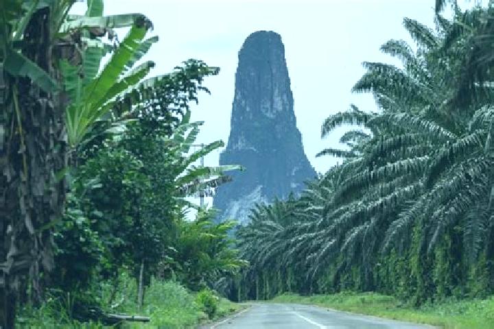 Aurora, 26 — Escort in Santo Amaro, Sao Tome and Principe