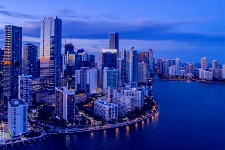 Aurora, 26 — Escort in South Miami, United States