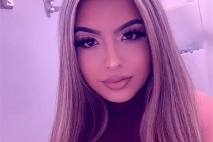 Aurora, 27, a blonde amber-eyed latina companion based in Cortez. Offering Couples, Erotic Massage, CIM, A-Level, Party Girl. Available for incall and outcal...
