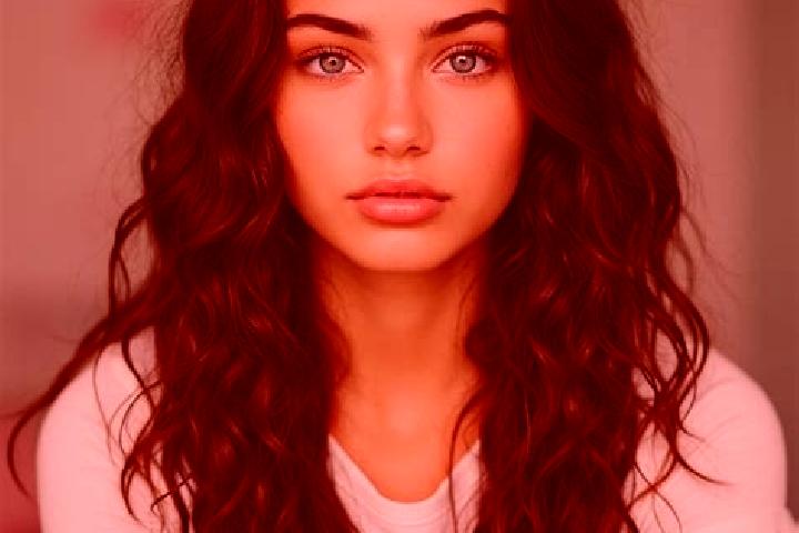 Aurora, 27, a brunette brown-eyed mediterranean companion based in Dung. Offering Domination, Erotic Massage, Dinner Date, Travel Companion, Striptease. Avai...