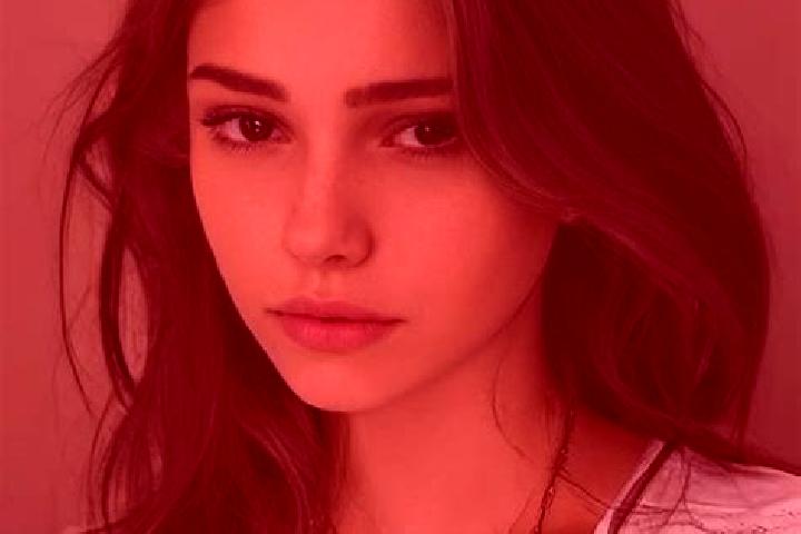 Aurora, 27, a chestnut brown-eyed slavic companion based in Pradanos de Bureba. Offering Dinner Date, Couples, Massage. Available for incall and outcall, ove...