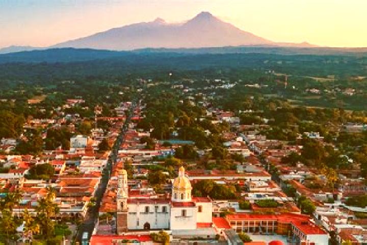 Aurora, 27 — Escort in Comala, Mexico