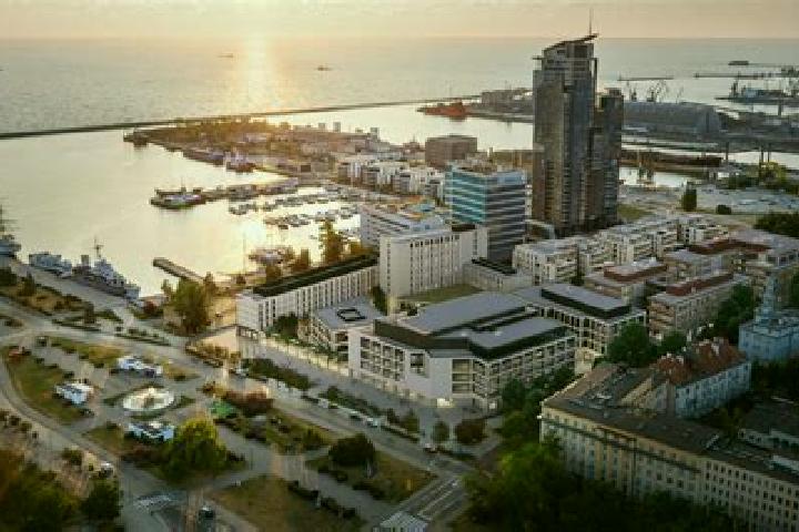 Aurora, 27 — Escort in Lopuszno, Poland
