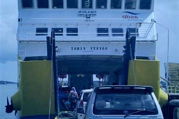 Aurora, 27 — Escort in Punggur, Indonesia