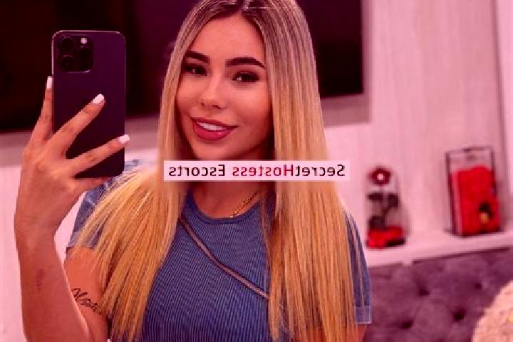 Aurora, 27 — Escort in Santo Domingo de Capilla, Peru