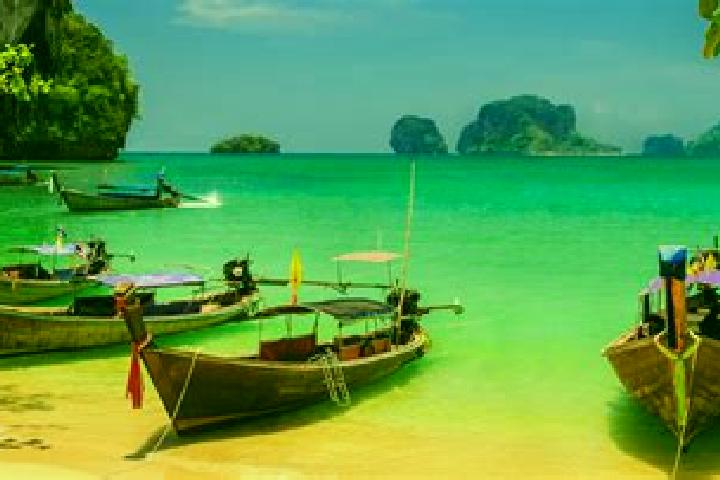Aurora, 27 — Escort in Si Somdet, Thailand
