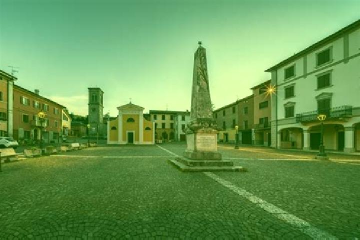 Aurora, 27 — Escort in Stiore, Italy