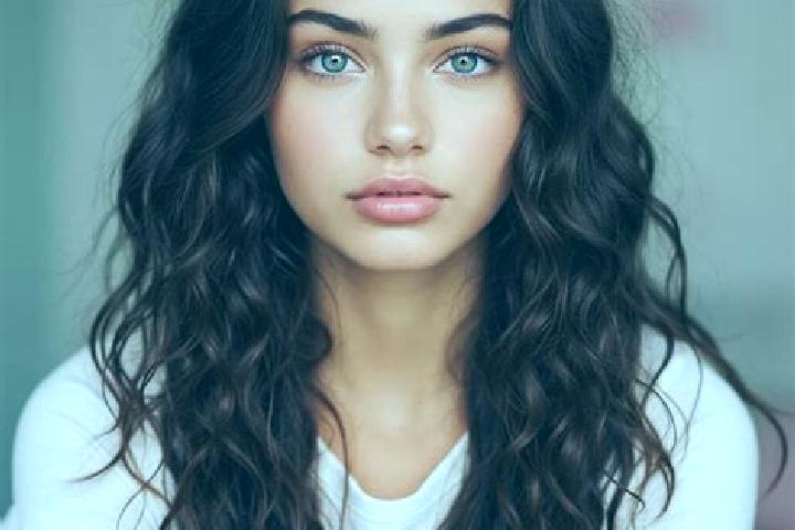 Aurora, 28, a brunette amber-eyed mediterranean companion based in Khesht Sar. Offering Massage, BDSM, OWO, Deep French Kissing. Available for incall and out...