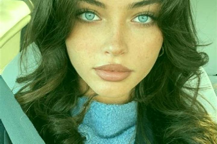 Aurora, 28, a brunette dark-eyed mixed companion based in Noeltoko. Offering Dinner Date, CIM, OWO, Deep French Kissing. Available for incall and outcall, da...