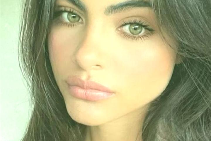 Aurora, 28, a brunette green-eyed middle eastern companion based in Te Poi. Offering Erotic Massage, Couples, OWO. Available for incall and outcall, day and ...