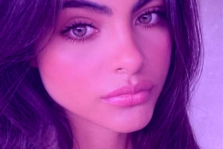Aurora, 28, a chestnut dark-eyed indian companion based in Jarnioux. Offering Massage, Prostate Massage, Couples, Fetish. Available for incall and outcall, d...