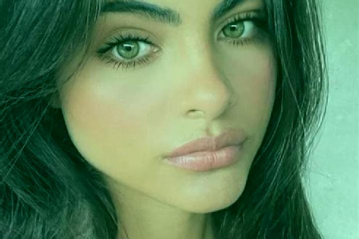 Aurora, 28, a chestnut hazel-eyed indian companion based in Castricum. Offering Girlfriend Experience, Dinner Date, GFE. Available for incall and outcall, da...