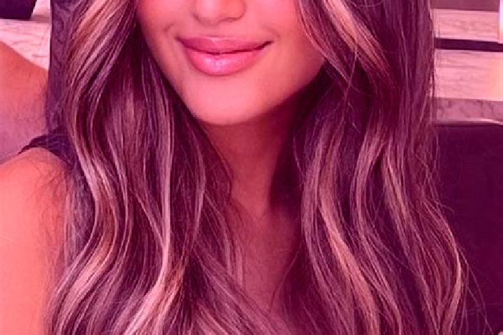 Aurora, 28, a dark blonde brown-eyed mediterranean companion based in Burum. Offering Domination, Party Girl, Travel Companion, A-Level. Available for incall...