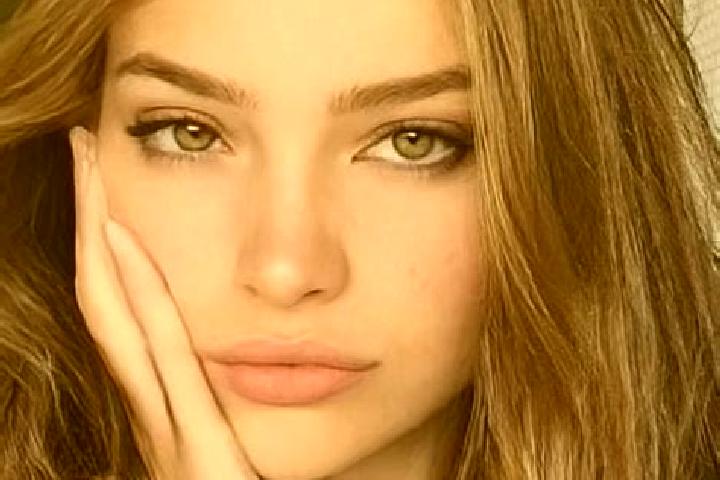 Aurora, 28, a dark blonde hazel-eyed european companion based in Camogli. Offering GFE, Overnight, Tantra. Available for incall and outcall, day and evening ...