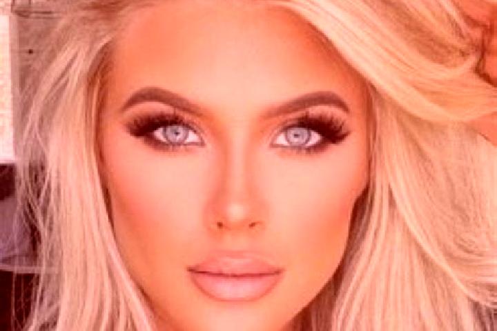 Aurora, 28, a platinum blonde brown-eyed ebony companion based in Vardanashen. Offering CIM, OWO, Overnight. Available for incall and outcall, day and evenin...