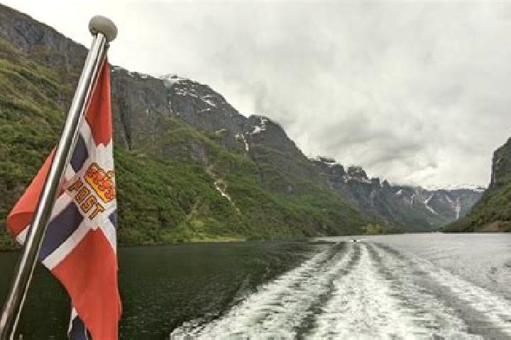 Aurora, 28 — Escort in Brostadbotn, Norway