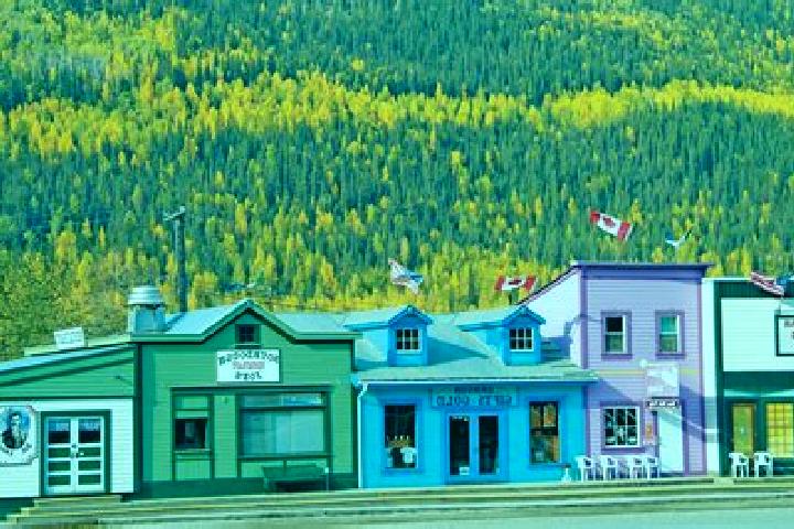 Aurora, 28 — Escort in Dawson City, Canada