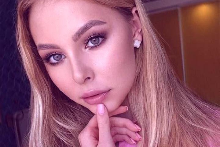 Aurora, 28 — Escort in Gluszyca Gorna, Poland