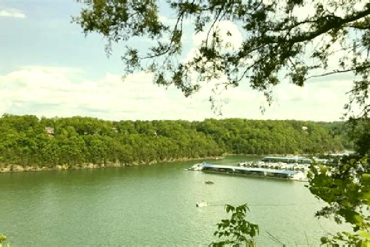 Aurora, 28 — Escort in Hillside Lake, United States