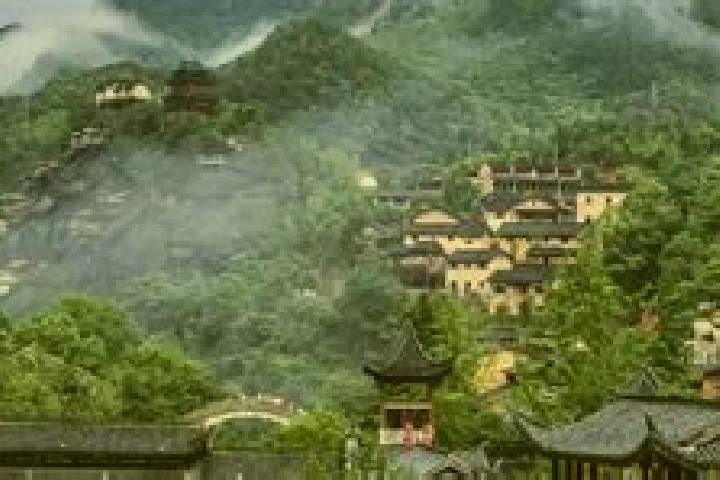 Aurora, 28 — Escort in Jiangxi, China