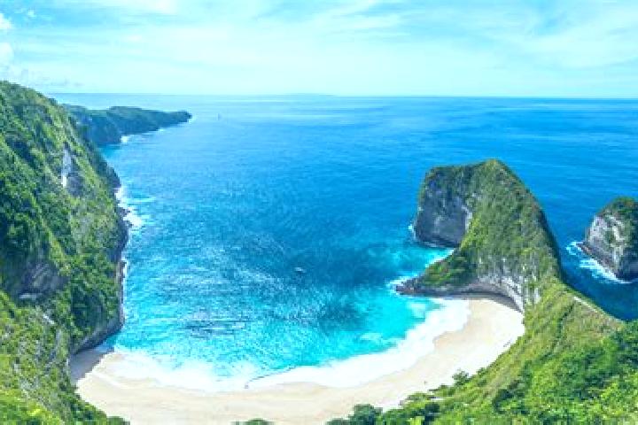 Aurora, 28 — Escort in Kikilai, Indonesia