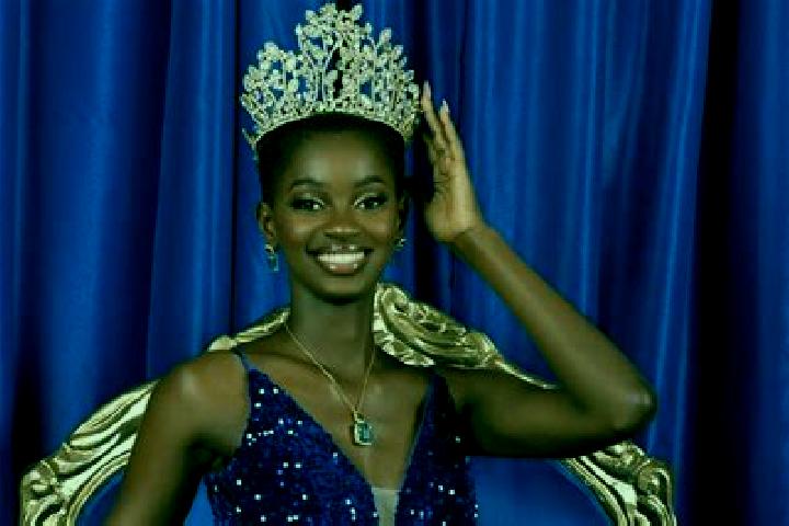 Aurora, 28 — Escort in Kouassi-Datekro, Ivory Coast