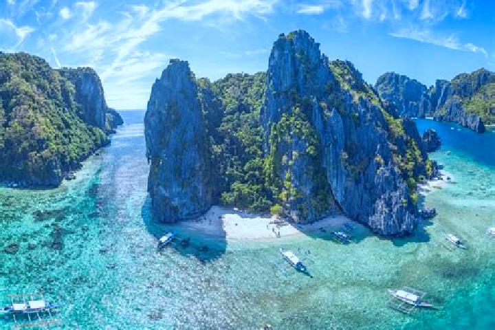 Aurora, 28 — Escort in Mozon, Philippines