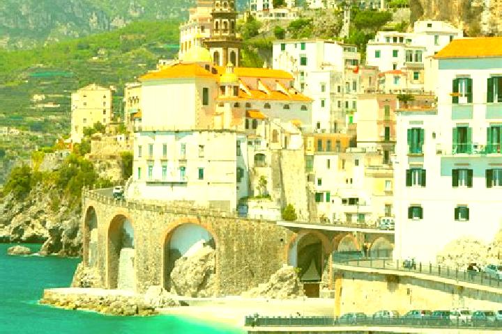 Aurora, 28 — Escort in Varallo, Italy