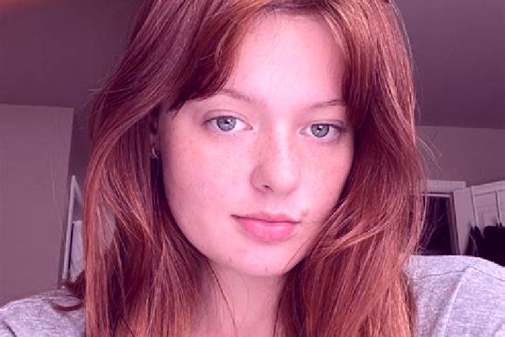 Aurora, 29, a auburn dark-eyed asian companion based in San Andres de Sotavento. Offering Striptease, Duos, 69. Available for incall and outcall, overnight b...