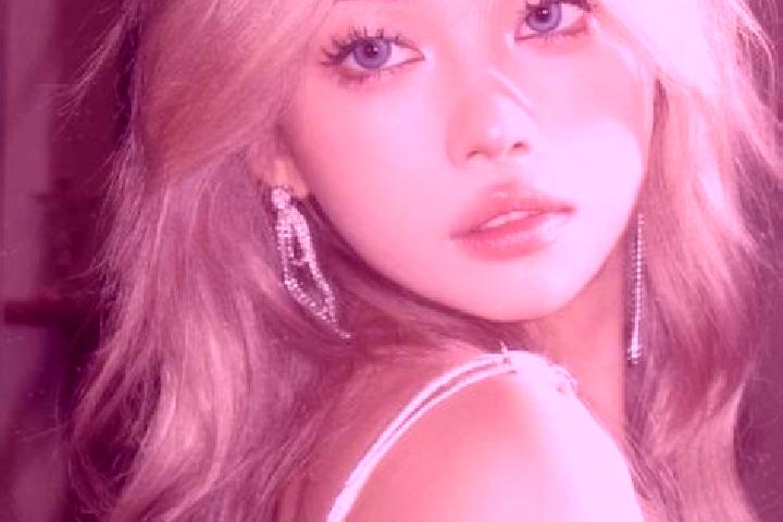 Aurora, 29, a blonde blue-eyed asian companion based in Orgreave. Offering Massage, BDSM, OWO, Duos, Couples. Available for incall and outcall, overnight boo...