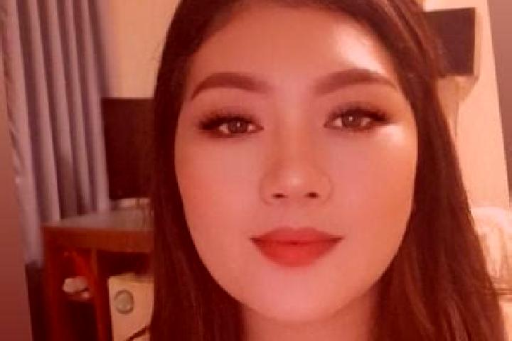 Aurora, 29, a blonde grey-eyed asian companion based in Sruby. Offering Erotic Massage, Travel Companion, Massage, Dinner Date. Available for incall and outc...