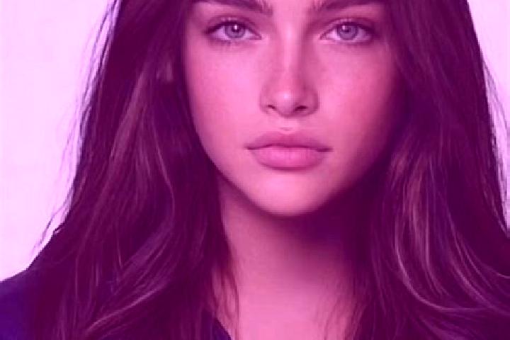 Aurora, 29, a brunette blue-eyed caucasian companion based in Kirk Ireton. Offering Deep French Kissing, Dinner Date, Erotic Massage. Available for incall an...