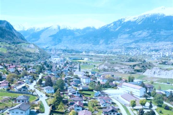 Aurora, 29 — Escort in Chalais, Switzerland